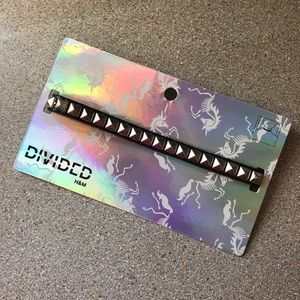 NWT Studded Silver and Black Choker Necklace